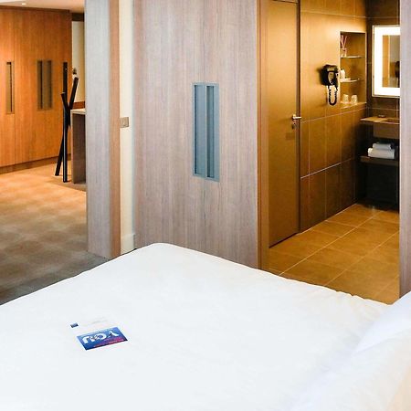 Novotel Saclay Eksteriør billede