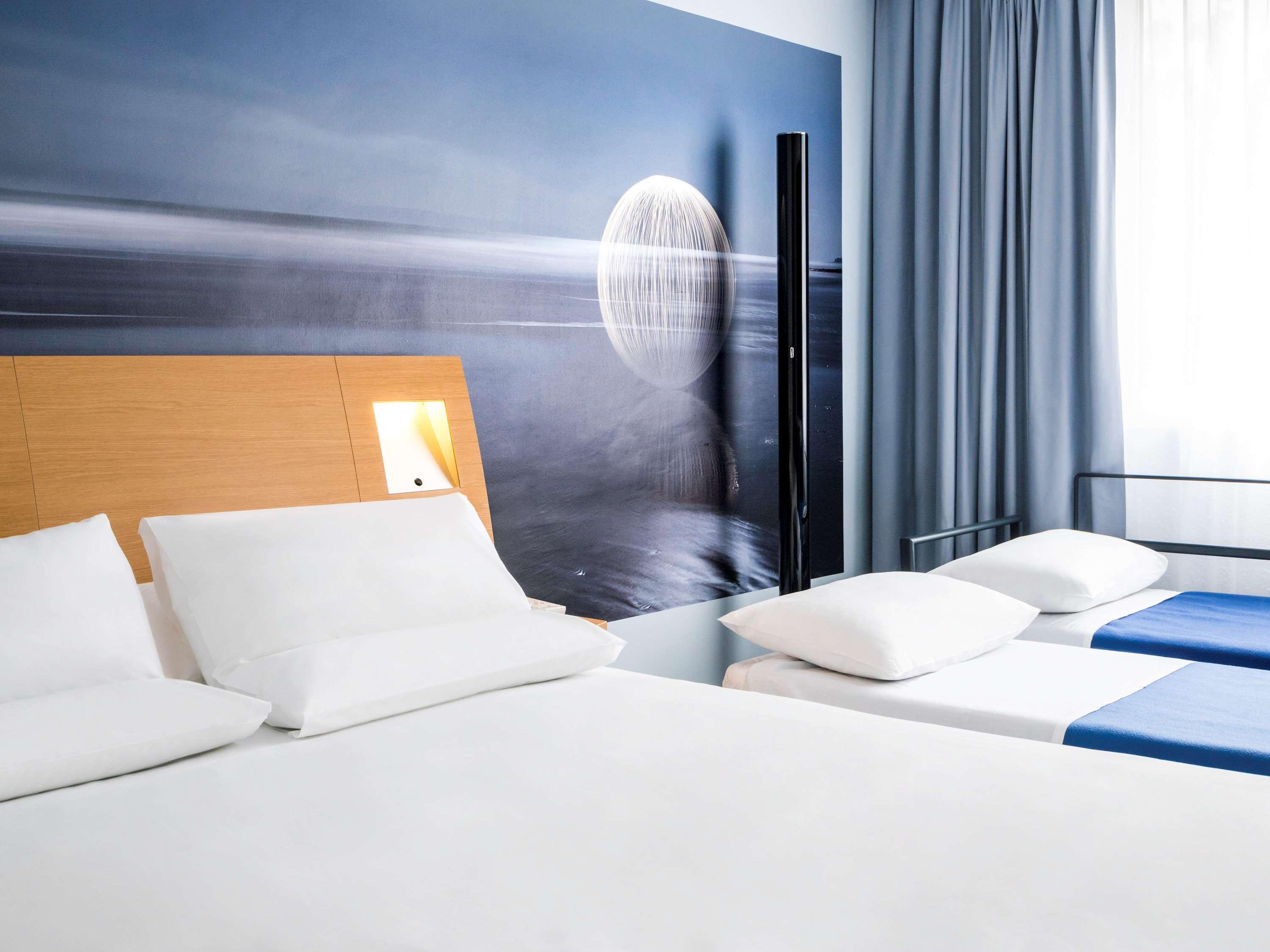 Novotel Saclay Eksteriør billede