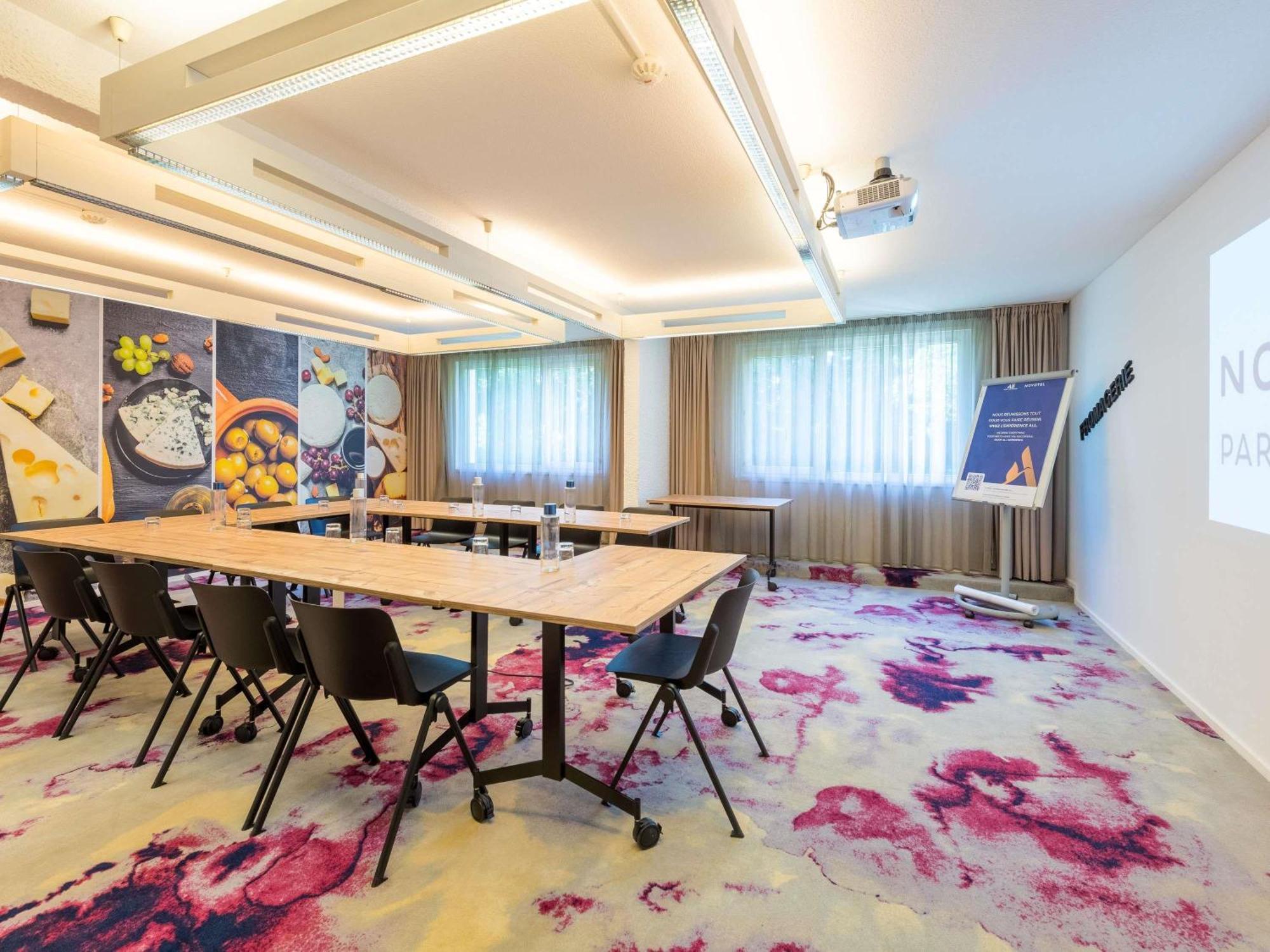 Novotel Saclay Eksteriør billede