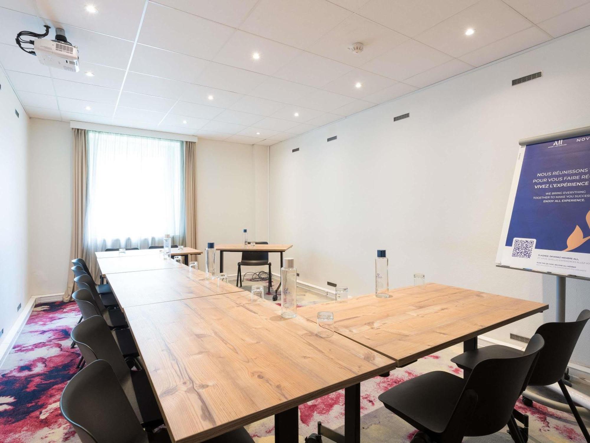 Novotel Saclay Eksteriør billede