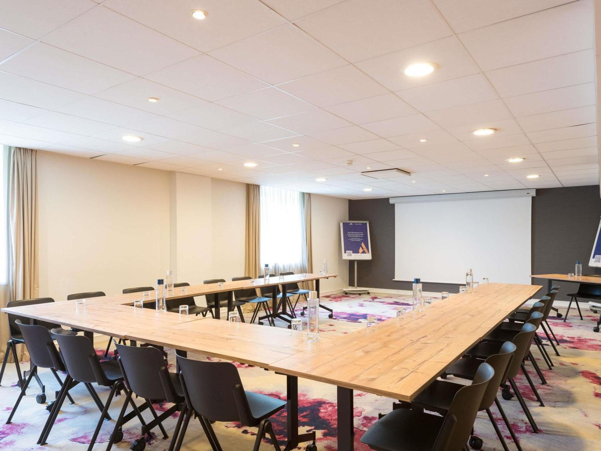 Novotel Saclay Eksteriør billede